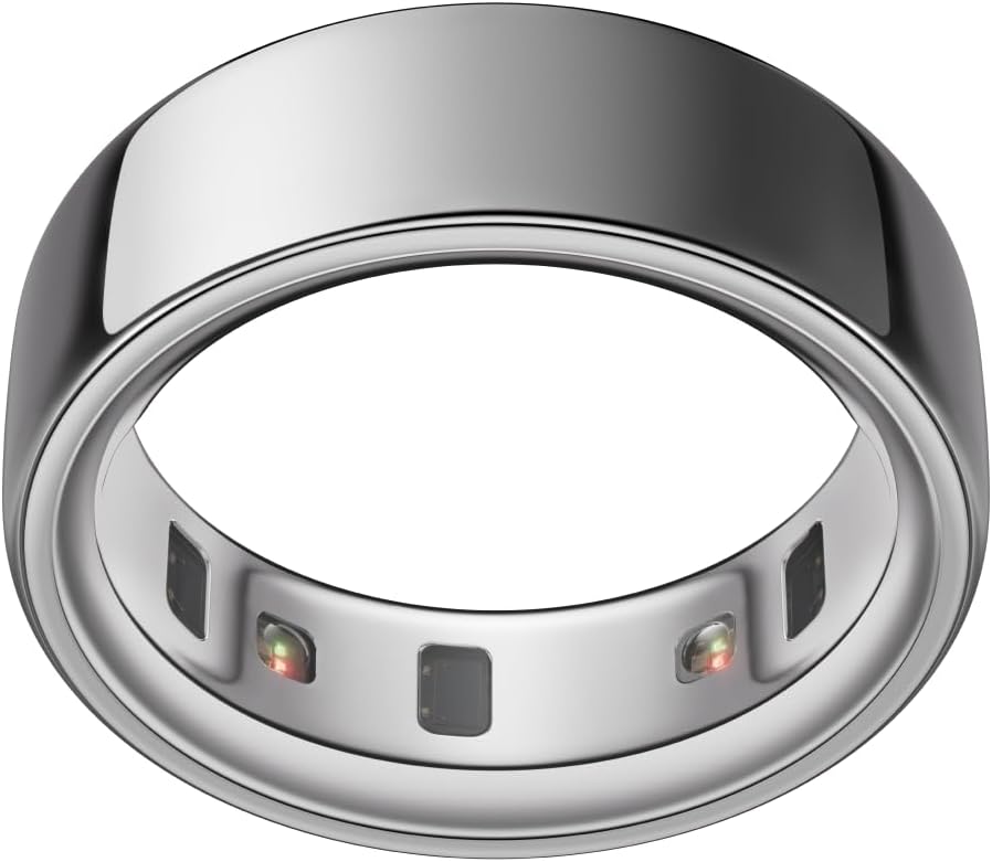 Oura Ring 4 smart ring in silver